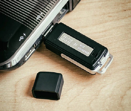 USB Voice Recorder plugged to a laptop