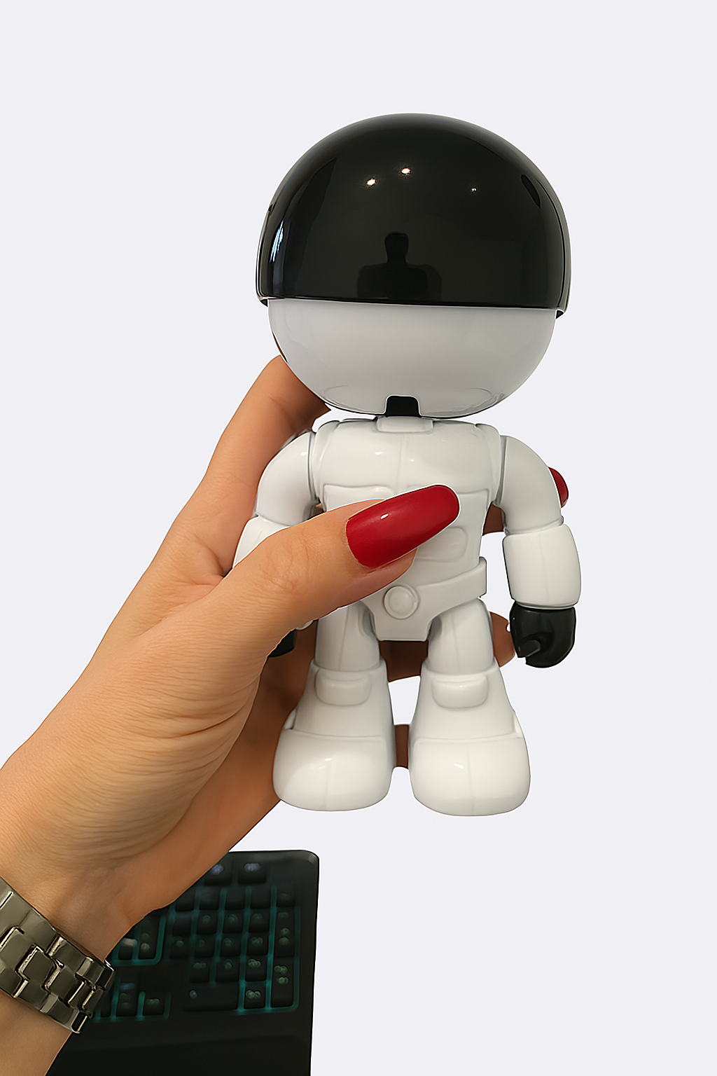 Robot-shaped IP Camera hidden lens